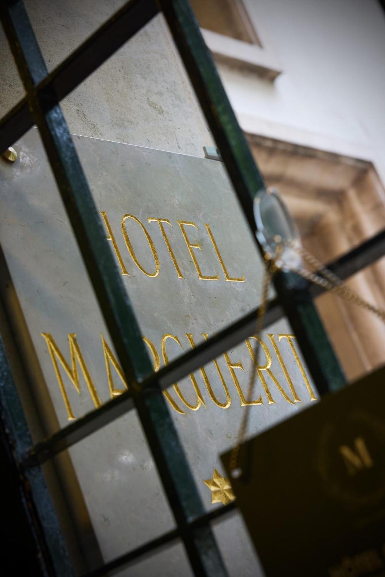 Hotel Marguerite Orléans Exterior photo